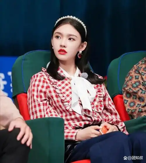 奔跑吧第十季首播就邀请了6位女嘉宾,让人看得目不暇接