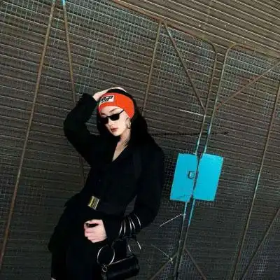 女生霸气超拽高冷头像