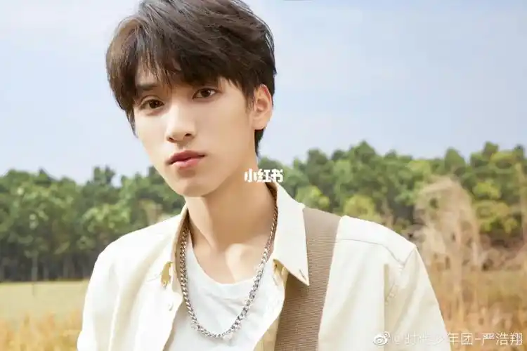 诶嘿严浩翔又帅了#姚昱辰  #关于我想刀了陈春会这件事  #严浩翔