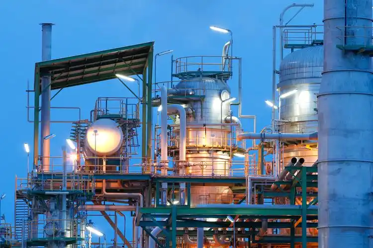 智慧化工厂之化工厂人员安全管理系统化工车辆定位管理系统