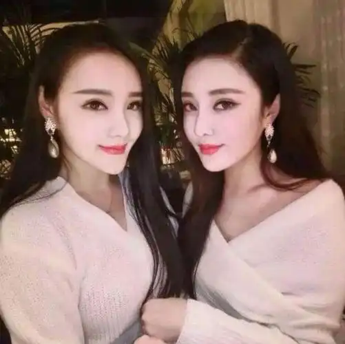 90后上岸外围舞蹈毕业做模特空降上海陪老板海天盛筵赚40万