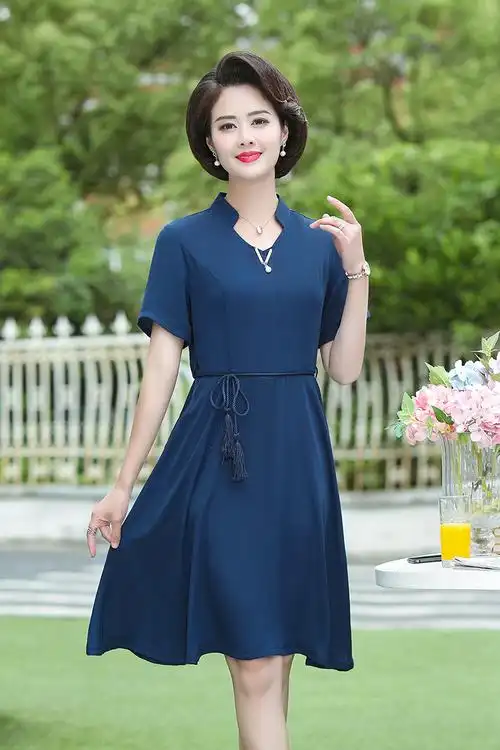 中老年女装时尚修身显瘦中年妈妈装连衣裙中长款短袖夏装