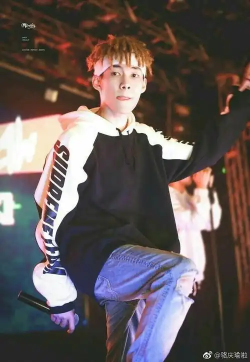 水有没有i贝瓷来分享点李京泽曾经的美照01110更新多图流量慎点