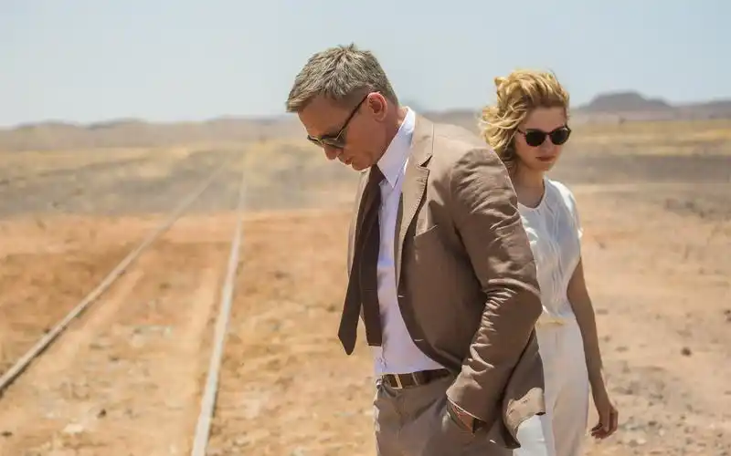 007幽灵党探索线索高清壁纸下载