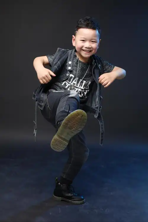 是自己在家完成的家务,没有留下照片,哈哈)我是一个非常独立的男子汉