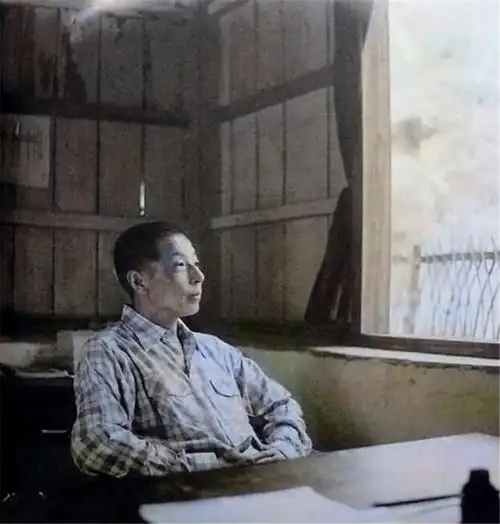 上色老照片:镜头下被幽禁的张学良,人生定格在了三十六岁