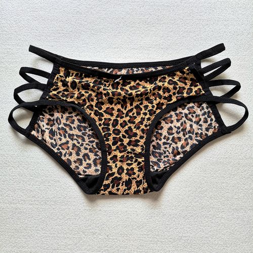 豹纹内裤女冰丝弹力贴身透气无痕光滑速干时尚性感诱惑低腰镂空