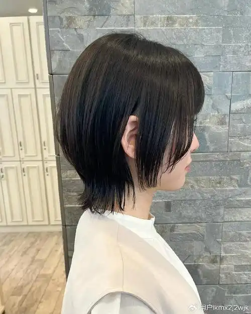 最火狼尾女士短发,个性新潮流,引领回头率新高度|狼尾|短发|发型_新浪