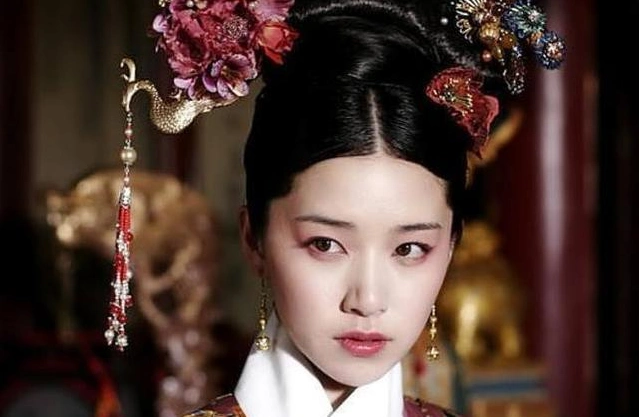 阿鲁特皇后孝哲毅皇后