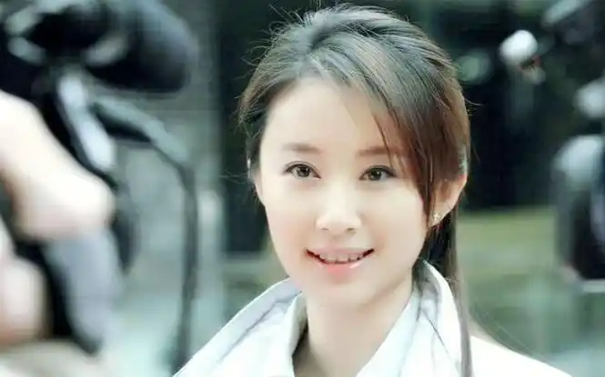 明天是舒畅姐姐36岁的生日没想到36岁的她已经出道31年了