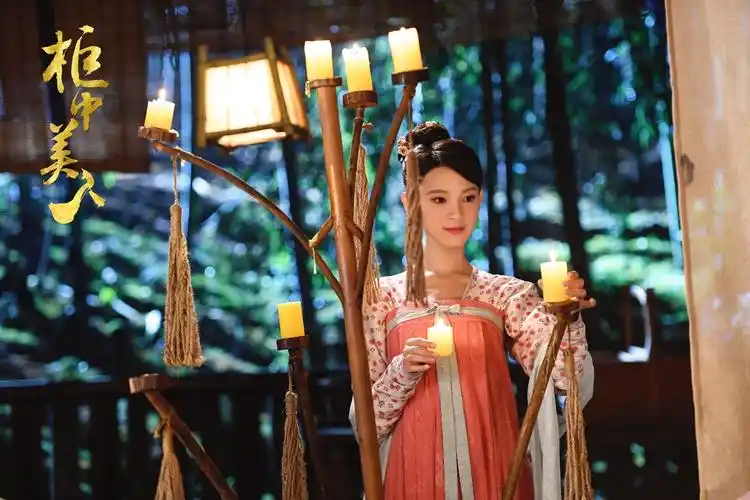 你觉得《柜中美人》中陈瑶的演技如何?