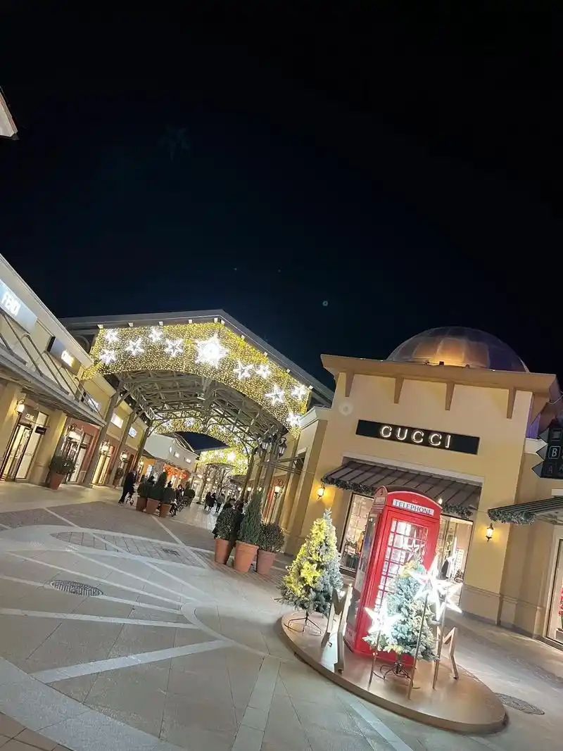 八达岭奥特莱斯轻松逛购