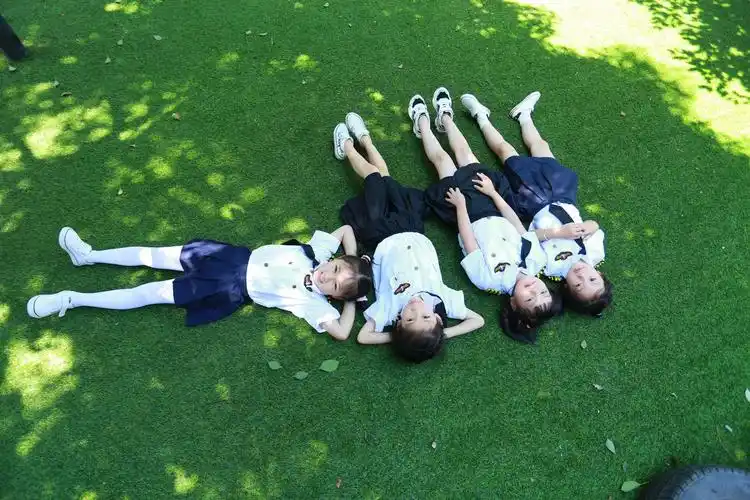 亲爱的孩子们～毕业快乐