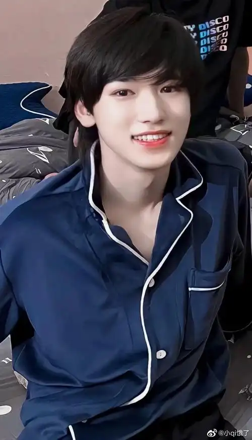 宋亚轩蓝色系合集