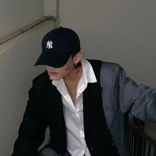 头像高级感的男生头像