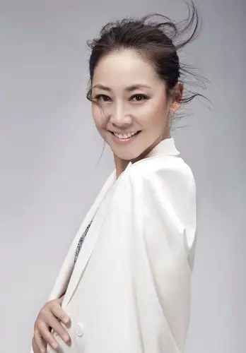 张卫健老婆最新照片