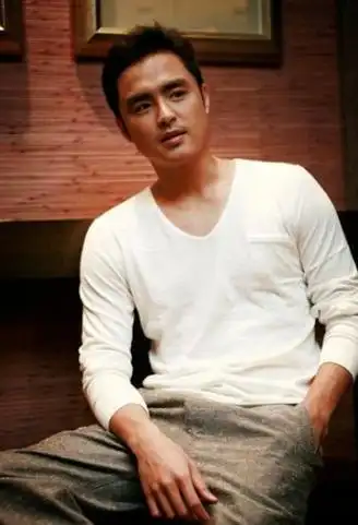 回顾演员明道:从偶像王子到娱乐圈青蛙,他的人生跌宕起伏