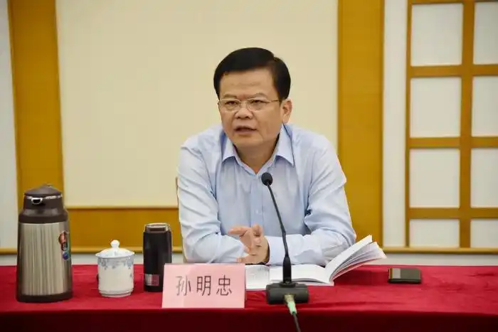 孙明忠深入同安区宣讲党的十九大精神