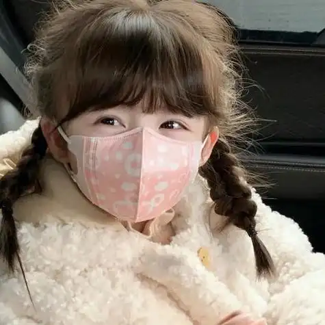 萌娃头像乖乖戴口罩