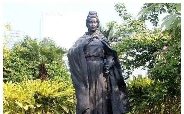 她是中国巾帼英雄第一人,民间多有建庙祭祀,被奉为"岭南圣母"_冼夫人