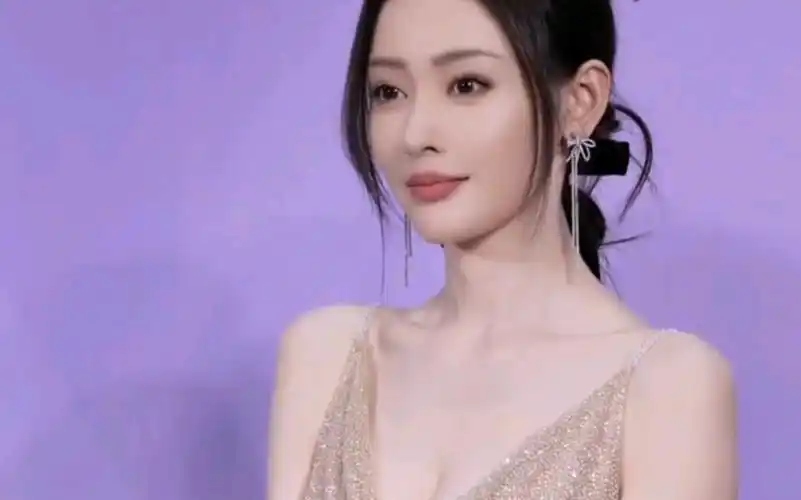 张天爱:这身材谁不迷糊?