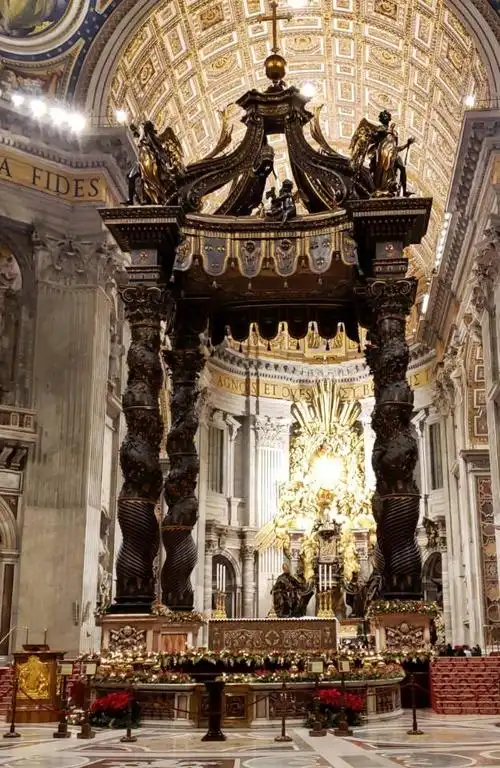 令人震撼的教皇祭坛.