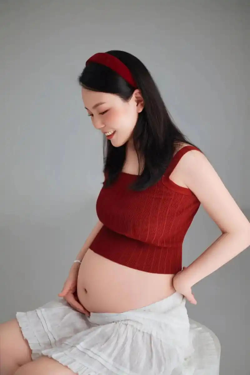 九月预产期已经拍好了孕肚照