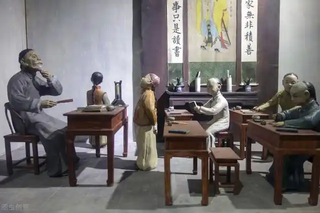 教师世家的百年足迹:从私塾到学校,四代人痴心无悔