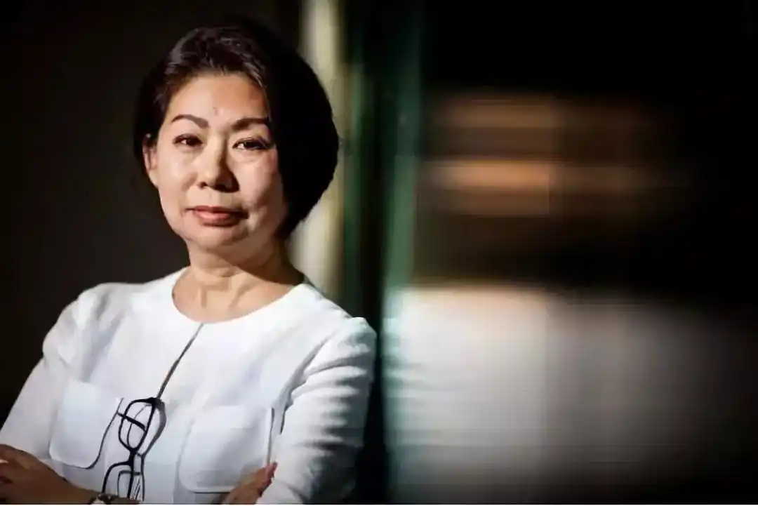 93岁菲律宾首富传奇谁言重男轻女下