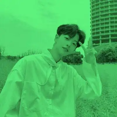 动漫男头绿色头发