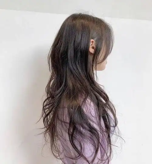 高层次卷发 轻盈飘逸浪漫又温柔!_发型