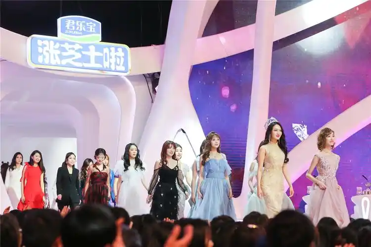 互相亏欠才能证明相互需要? 《非诚勿扰》热议亲密关系话题