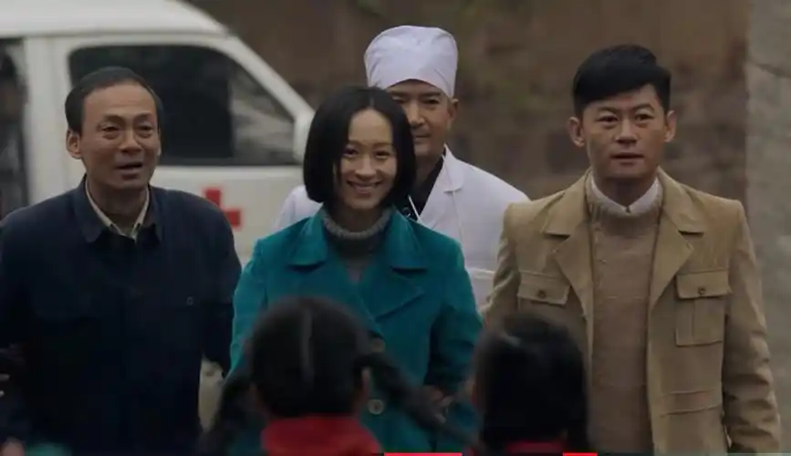 三妹三妹得罕见病临走前放心不下孩子们特地回学校一趟