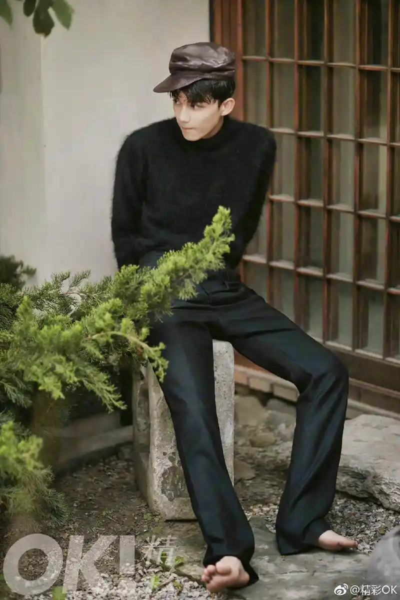 三石弟弟.#吴磊 #吴磊leo #三石弟弟 吴磊的脚 - 抖音