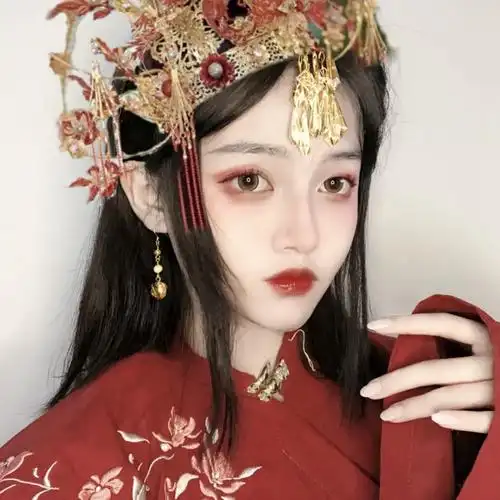 我的意中人会踏着七色彩云前来娶我,古风新娘装美人头像图片