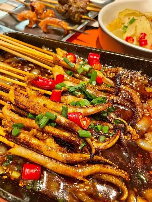 夜宵必撸鱿鱼须市中心烧烤好去处