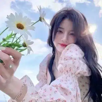 qq女生头像唯美长发清新侧脸,借我一份心动