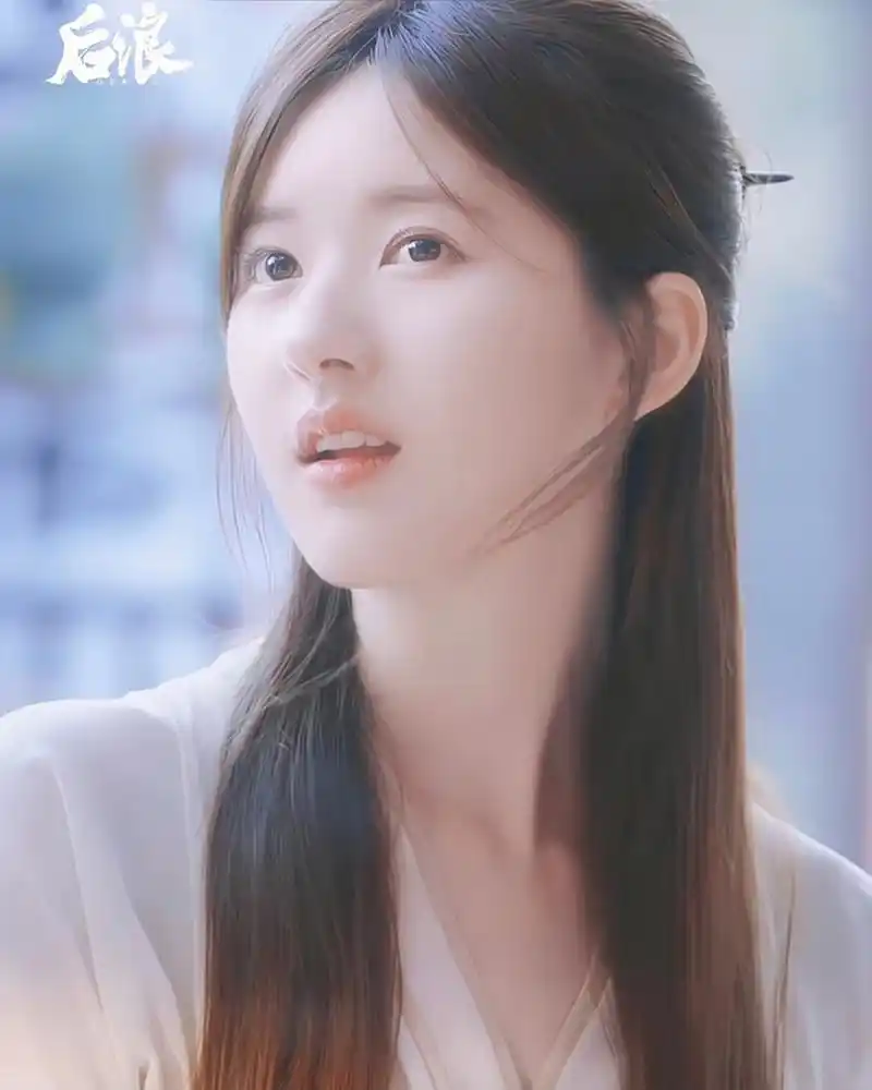 赵露思# 后浪汉服造型好美,这个发型非常适合日常穿搭,果然甜美才更