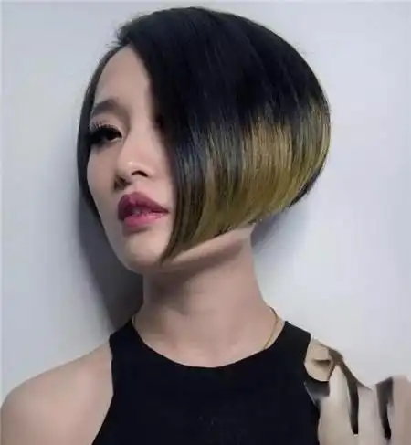 【图】"不等式"短发 2021爆款短发_时尚发型_发藏网