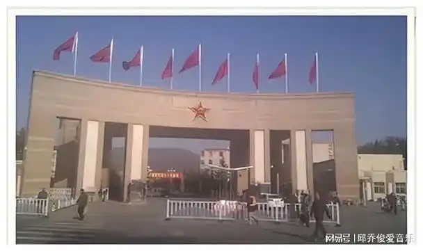 北京军区大院也有潜规则孩子们在这小型社会中按资排辈