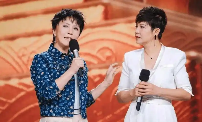 歌手林萍,儿子都已经这么大了,但是她的丈夫是谁,至今还是个谜_中央