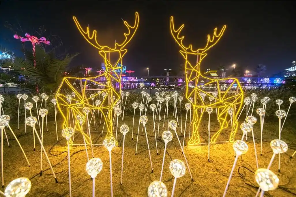 从黑暗到奇幻!带你探秘景区灯光亮化的神奇技术手段