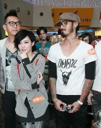 为男友摘除子宫,从歌后变叛逆少女,范晓萱可曾后悔过?