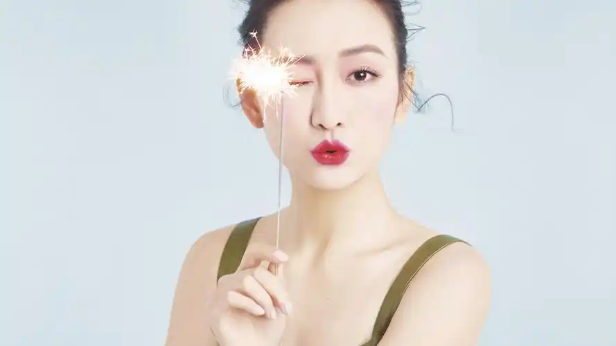 写真桌面壁纸图片下载高清大图预览1920x1080_大陆明星下载_美桌网