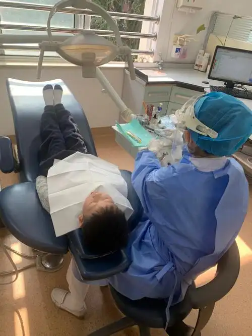 六岁儿子上海同济口腔医院儿童补牙