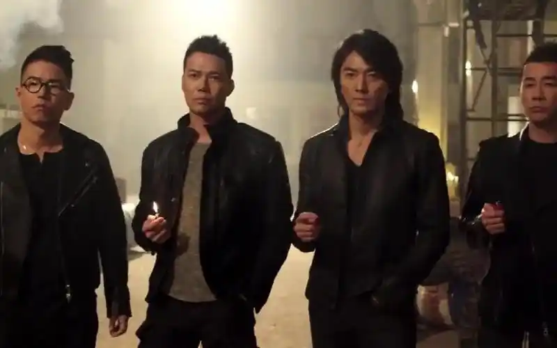 煎饼侠大鹏搞定了强劲敌人古惑仔劲爆登场