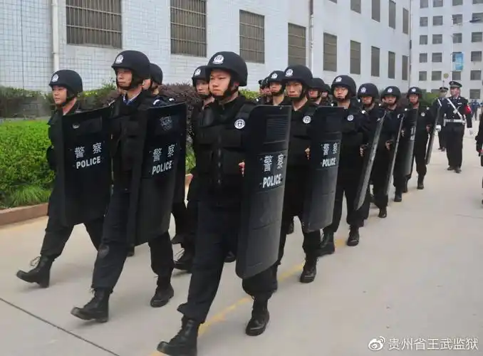 炼警魂 扬警威 王武监狱人民警察 冬季大练兵火热开训!