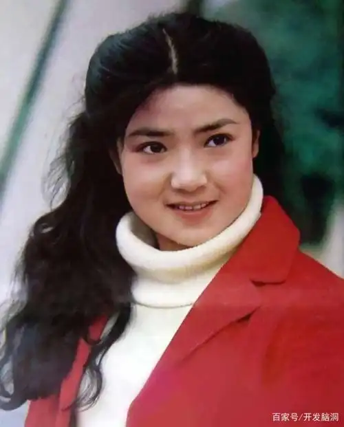 来看看在美颜和ps还不那么发达时候的美女吧