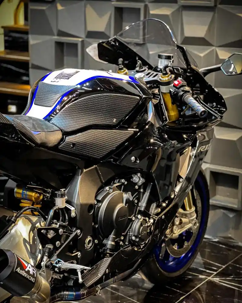 雅马哈r1m#摩托车