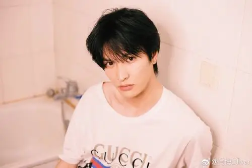 [doge] @刘宸羽gokul 来自闫博oliver - 微博